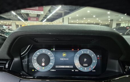 Land Rover Range Rover Evoque II, 2025 год, 6 300 000 рублей, 10 фотография