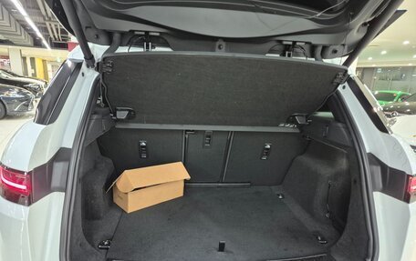 Land Rover Range Rover Evoque II, 2025 год, 6 300 000 рублей, 19 фотография