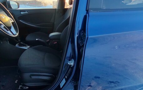 Hyundai Solaris II рестайлинг, 2016 год, 1 050 000 рублей, 9 фотография