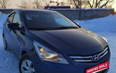 Hyundai Solaris II рестайлинг, 2016 год, 1 050 000 рублей, 5 фотография