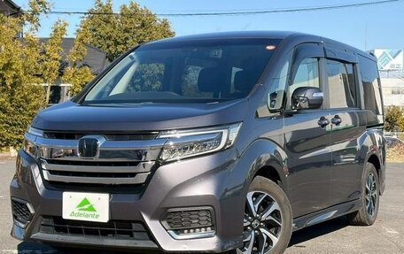 Honda Stepwgn IV, 2019 год, 1 630 000 рублей, 1 фотография