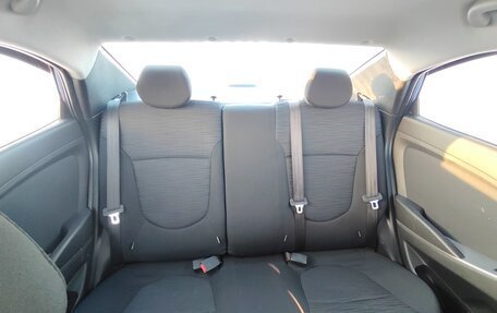 Hyundai Solaris II рестайлинг, 2016 год, 1 050 000 рублей, 25 фотография