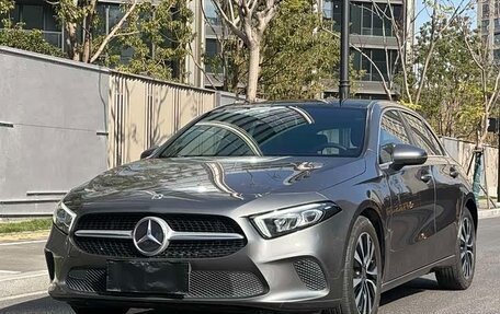 Mercedes-Benz A-Класс, 2021 год, 1 599 000 рублей, 2 фотография