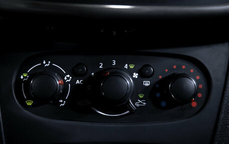 Renault Logan II, 2014 год, 579 000 рублей, 19 фотография