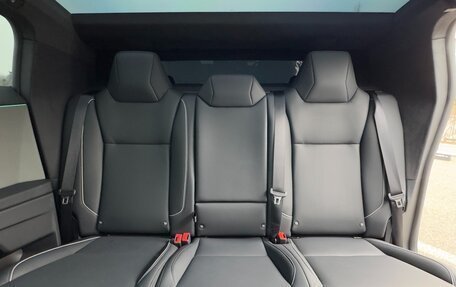 Tesla Cybertruck, 2025 год, 13 200 000 рублей, 9 фотография