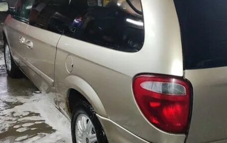 Dodge Caravan IV, 2005 год, 570 000 рублей, 3 фотография