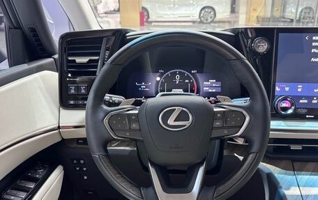 Lexus LM, 2026 год, 37 800 000 рублей, 10 фотография