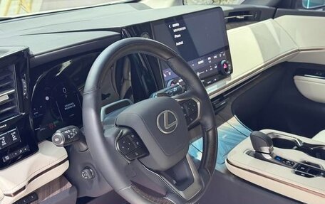 Lexus LM, 2026 год, 37 800 000 рублей, 14 фотография