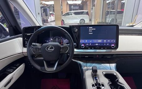 Lexus LM, 2026 год, 37 800 000 рублей, 8 фотография