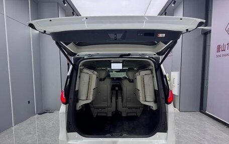 Lexus LM, 2026 год, 37 800 000 рублей, 24 фотография