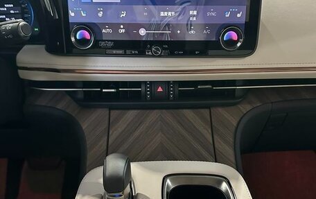 Lexus LM, 2026 год, 38 600 000 рублей, 12 фотография