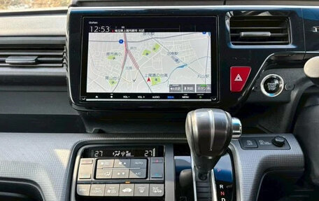 Honda Stepwgn IV, 2019 год, 1 630 000 рублей, 24 фотография