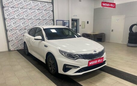 KIA Optima IV, 2019 год, 1 996 000 рублей, 3 фотография