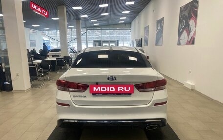 KIA Optima IV, 2019 год, 1 996 000 рублей, 6 фотография