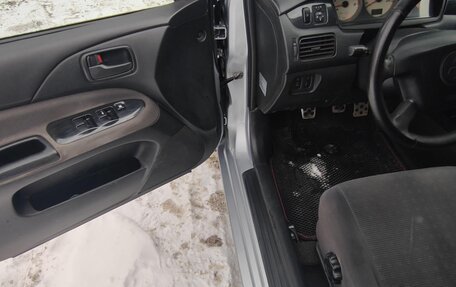 Mitsubishi Lancer IX, 2005 год, 400 000 рублей, 10 фотография