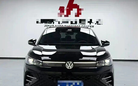 Volkswagen Tiguan, 2026 год, 3 900 000 рублей, 2 фотография