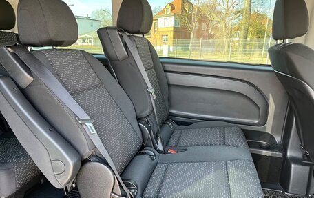 Mercedes-Benz V-Класс, 2022 год, 5 100 000 рублей, 10 фотография