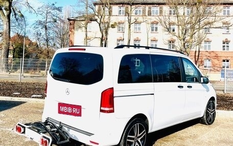 Mercedes-Benz V-Класс, 2022 год, 5 100 000 рублей, 5 фотография