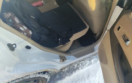 Mazda Familia, 2002 год, 250 000 рублей, 2 фотография