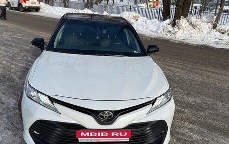 Toyota Camry, 2021 год, 2 740 000 рублей, 2 фотография