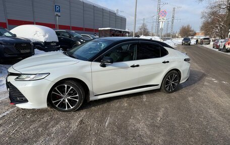 Toyota Camry, 2021 год, 2 740 000 рублей, 14 фотография