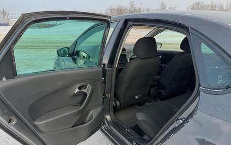 Volkswagen Polo VI (EU Market), 2018 год, 750 000 рублей, 11 фотография