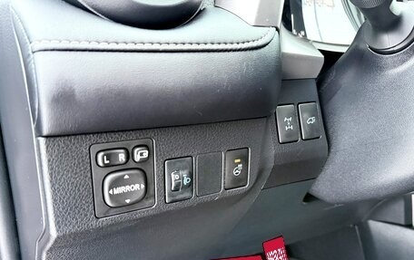 Toyota RAV4, 2017 год, 2 570 000 рублей, 22 фотография