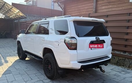 Toyota 4Runner V, 2017 год, 5 750 000 рублей, 7 фотография
