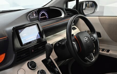 Toyota Sienta II, 2018 год, 1 650 000 рублей, 13 фотография