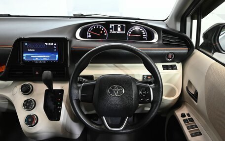 Toyota Sienta II, 2018 год, 1 650 000 рублей, 12 фотография