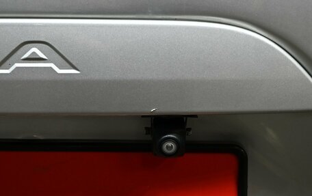 Toyota Sienta II, 2018 год, 1 650 000 рублей, 15 фотография