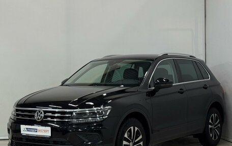 Volkswagen Tiguan II, 2020 год, 2 649 000 рублей, 2 фотография