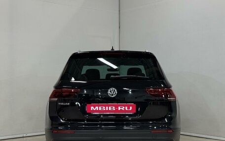 Volkswagen Tiguan II, 2020 год, 2 649 000 рублей, 5 фотография