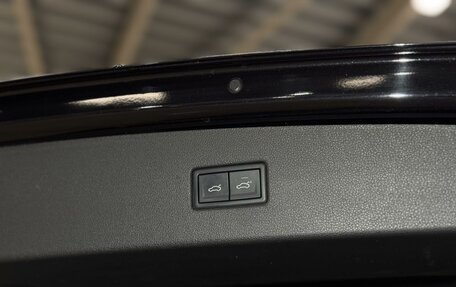 Volkswagen Tiguan II, 2020 год, 2 649 000 рублей, 9 фотография