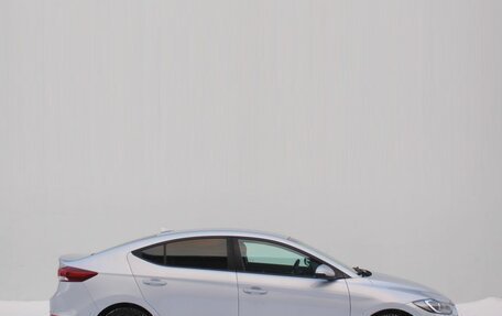 Hyundai Elantra VI рестайлинг, 2018 год, 1 349 000 рублей, 4 фотография