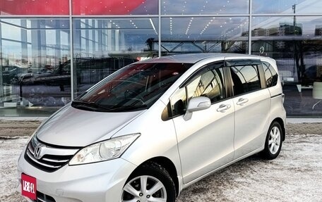 Honda Freed I, 2013 год, 1 030 000 рублей, 1 фотография