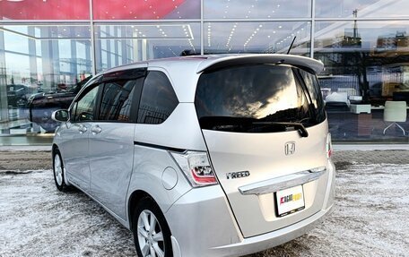 Honda Freed I, 2013 год, 1 030 000 рублей, 8 фотография