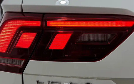 Volkswagen Tiguan II, 2022 год, 2 645 000 рублей, 7 фотография