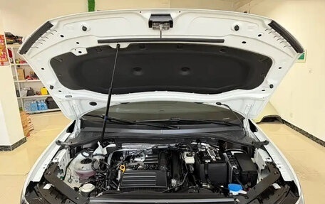 Volkswagen Tiguan II, 2022 год, 2 645 000 рублей, 12 фотография