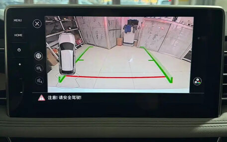 Volkswagen Tiguan II, 2022 год, 2 645 000 рублей, 22 фотография