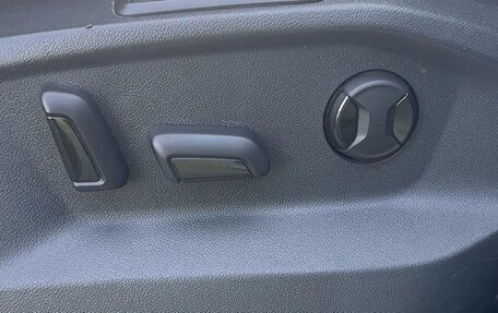 Volkswagen Tiguan II, 2019 год, 1 900 000 рублей, 13 фотография