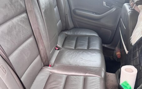 Audi A4, 2002 год, 550 000 рублей, 3 фотография