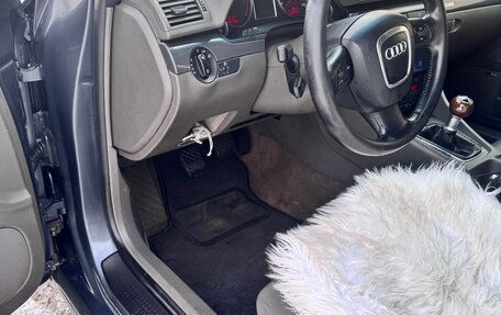 Audi A4, 2002 год, 550 000 рублей, 7 фотография