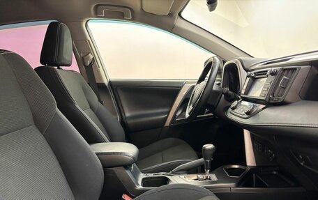 Toyota RAV4, 2016 год, 2 325 000 рублей, 12 фотография