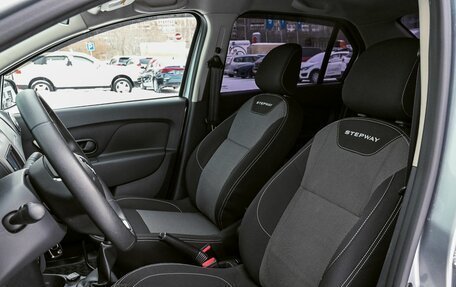 Renault Logan II, 2022 год, 1 429 000 рублей, 11 фотография