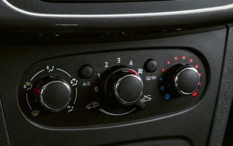 Renault Logan II, 2022 год, 1 429 000 рублей, 14 фотография