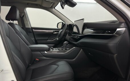 Toyota Highlander, 2025 год, 6 289 000 рублей, 13 фотография