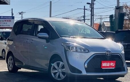 Toyota Sienta II, 2018 год, 1 265 000 рублей, 1 фотография