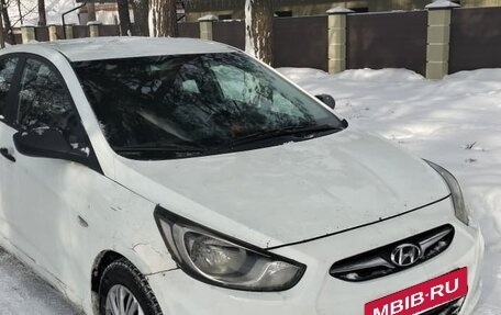 Hyundai Solaris II рестайлинг, 2013 год, 450 000 рублей, 7 фотография