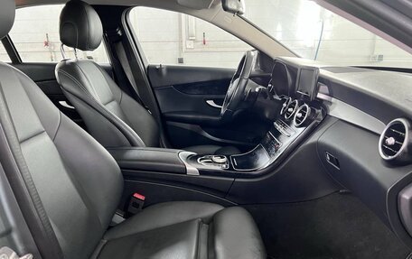 Mercedes-Benz C-Класс, 2019 год, 3 500 000 рублей, 6 фотография